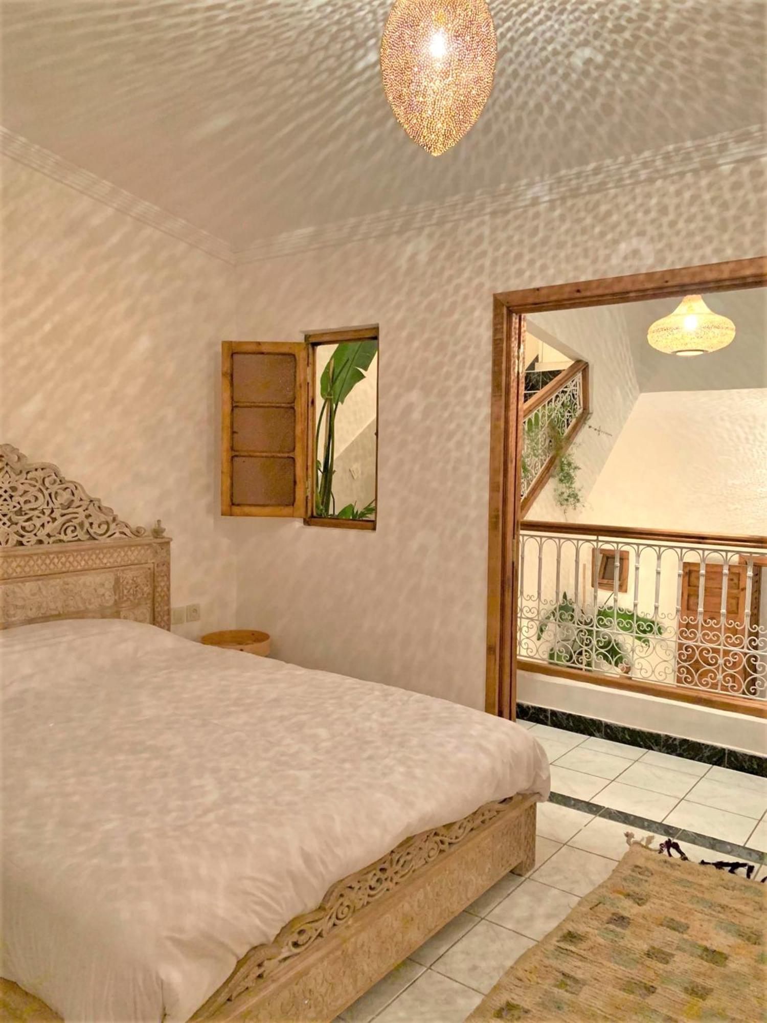 Riad With 3 Swimming Pools