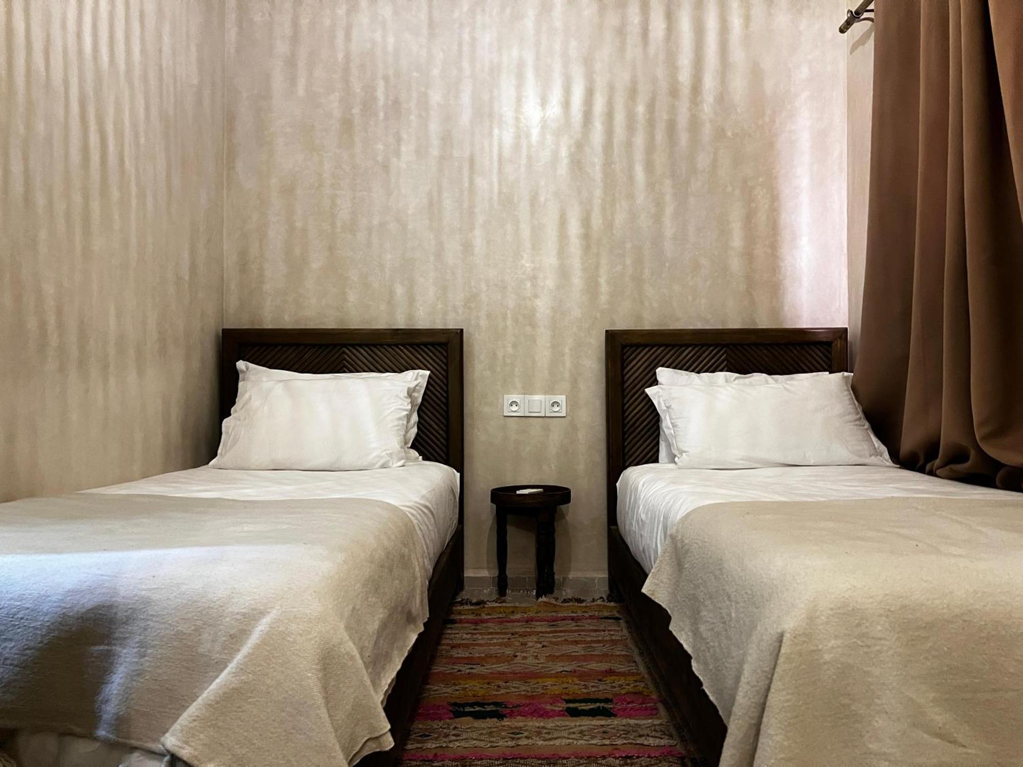 With 3 Swimming Pools 3* Marrakesh
