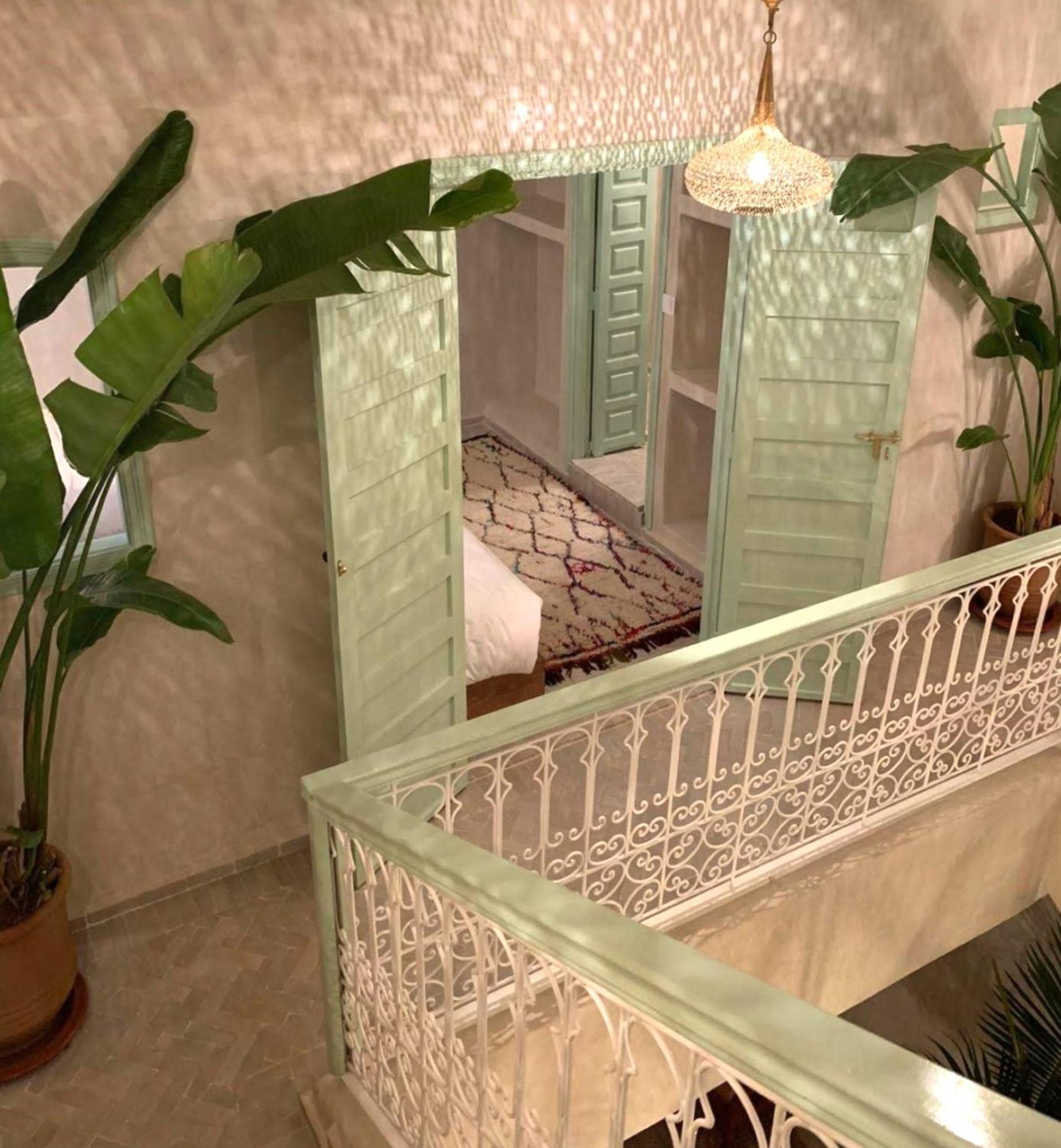 Riad With 3 Swimming Pools